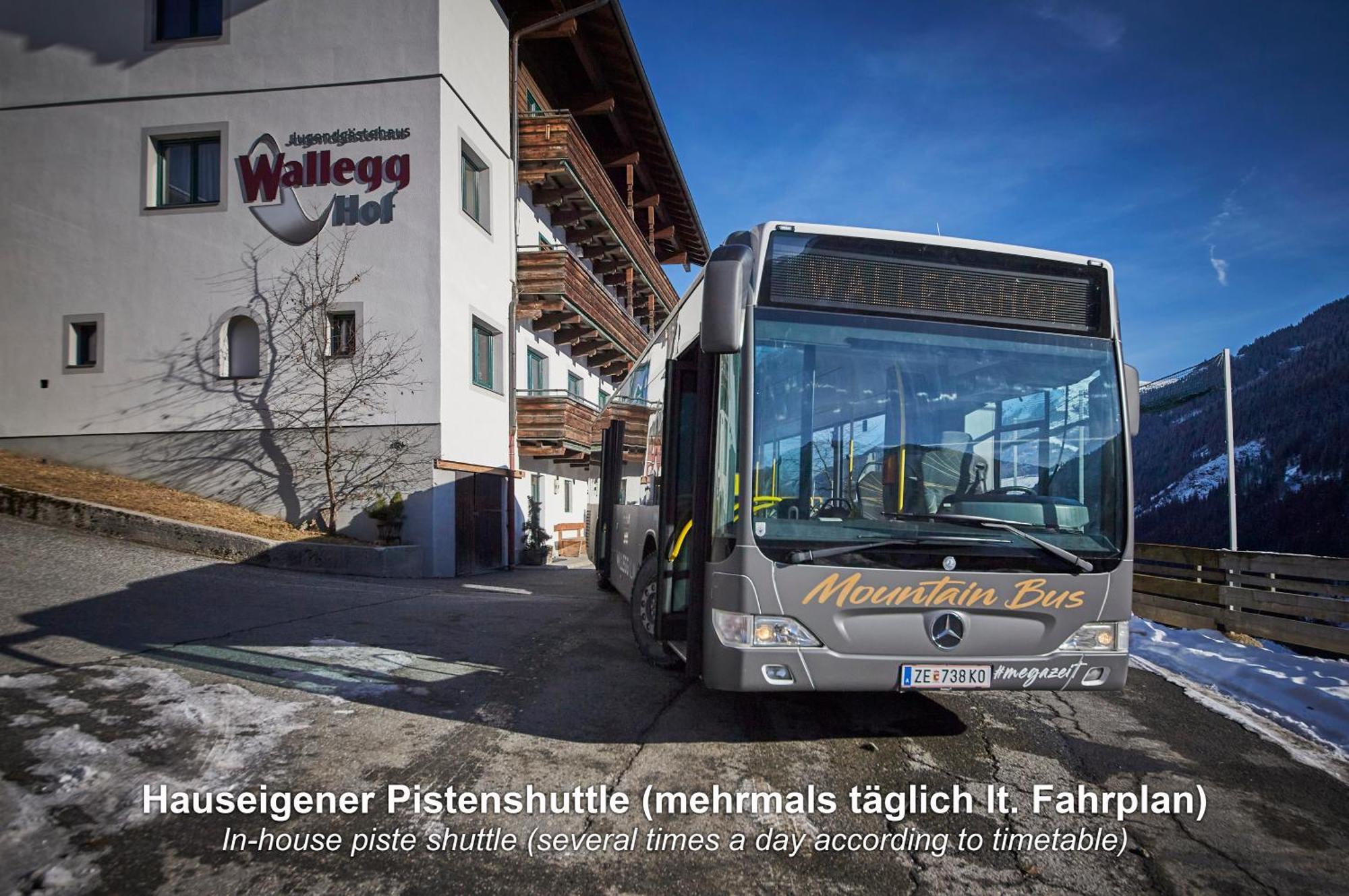 Ski In-Ski Out - Gaestehaeuser Saalbach-Hinterglemm - Wallegghof Christianhof Bagian luar foto